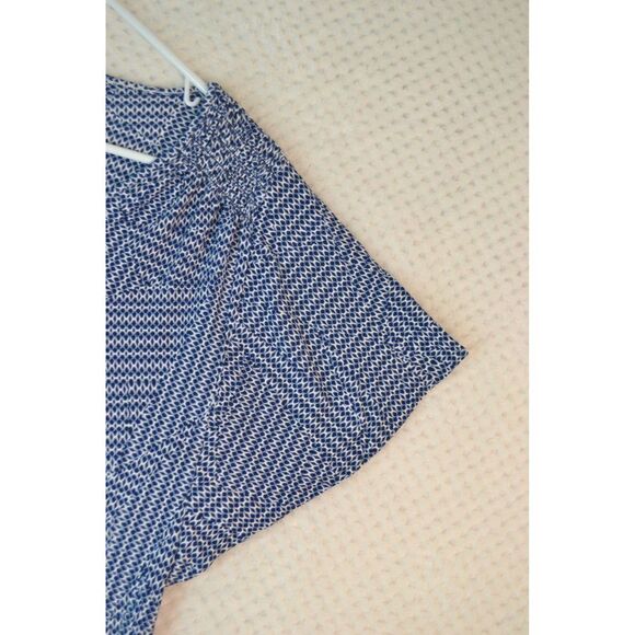 Chico's Women's Medium Blue Geometric Batwing Short Sleeve Blouse - Picture 4 of 15